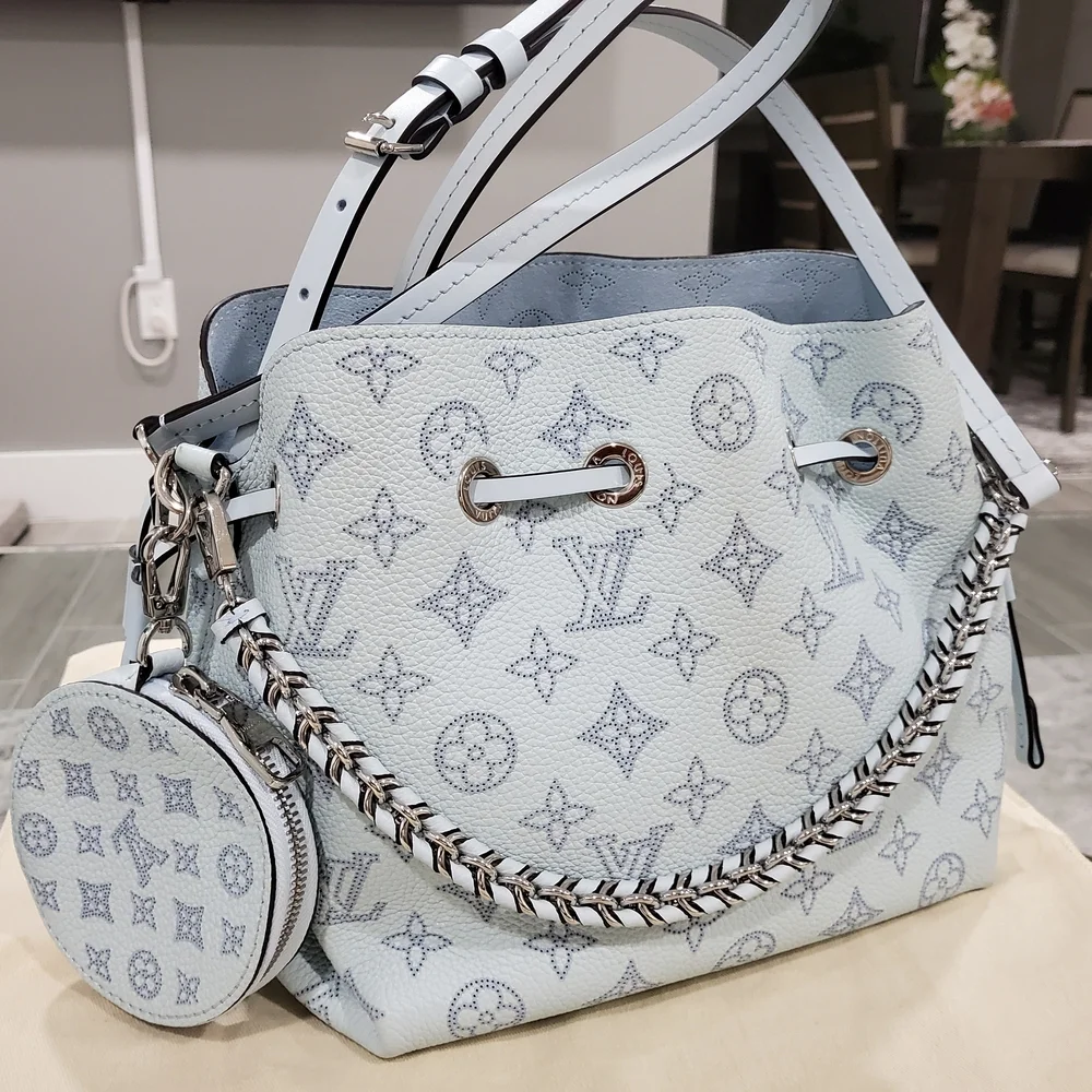 Louis Vuitton Light Blue Monogram Bag - Picture 3 of 10